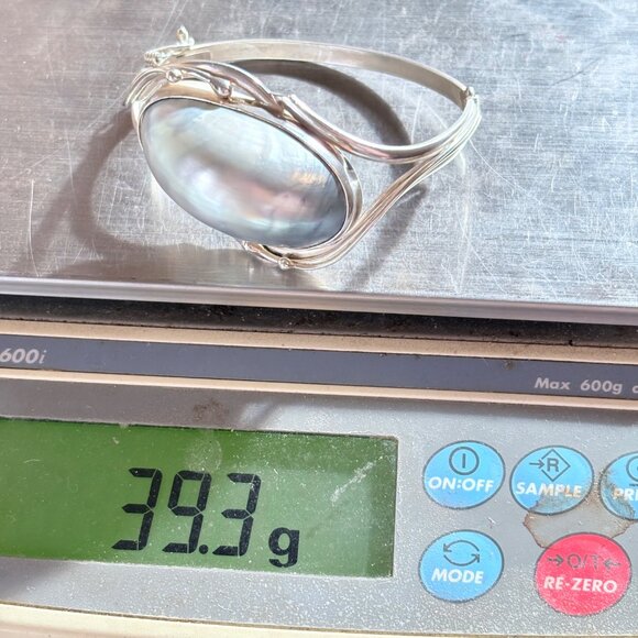 VTG Sterling Silver 925 Large Gray Mobe Pearl Hinged Bangle Bracelet Size L - Picture 11 of 11